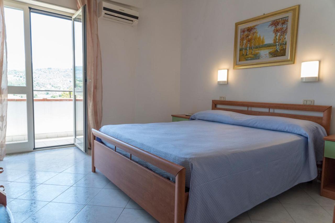 Hotel Eden Perdifumo Zewnętrze zdjęcie